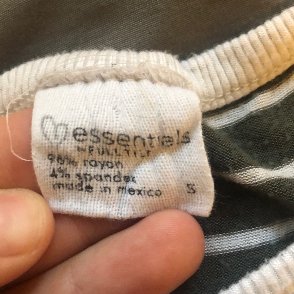 green tee! from essentials - Picture 2 of 2
